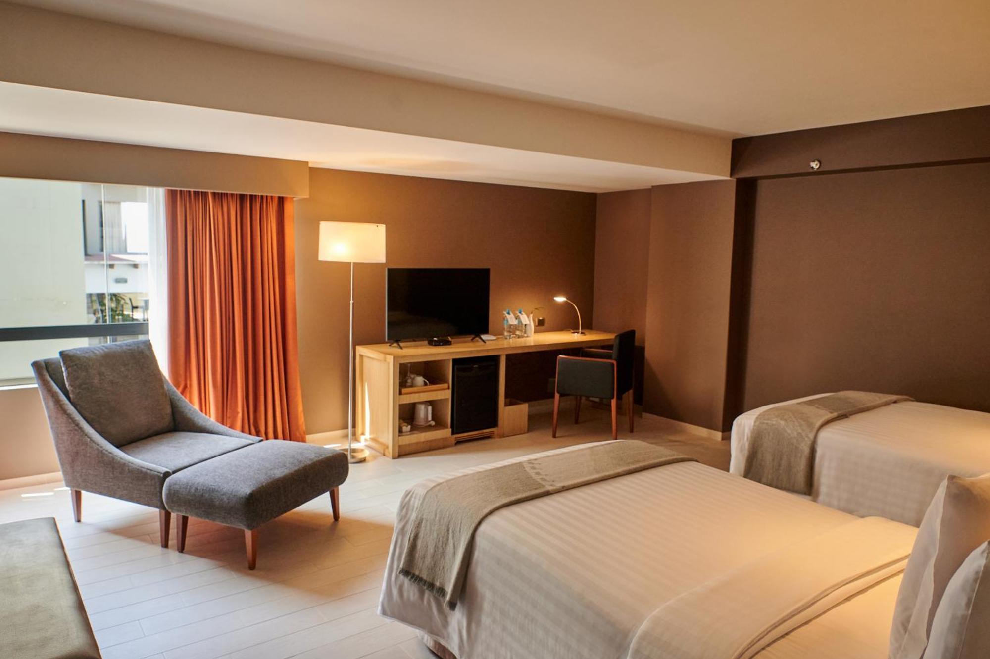 Casa Andina Premium Golf Los Incas Лима Екстериор снимка