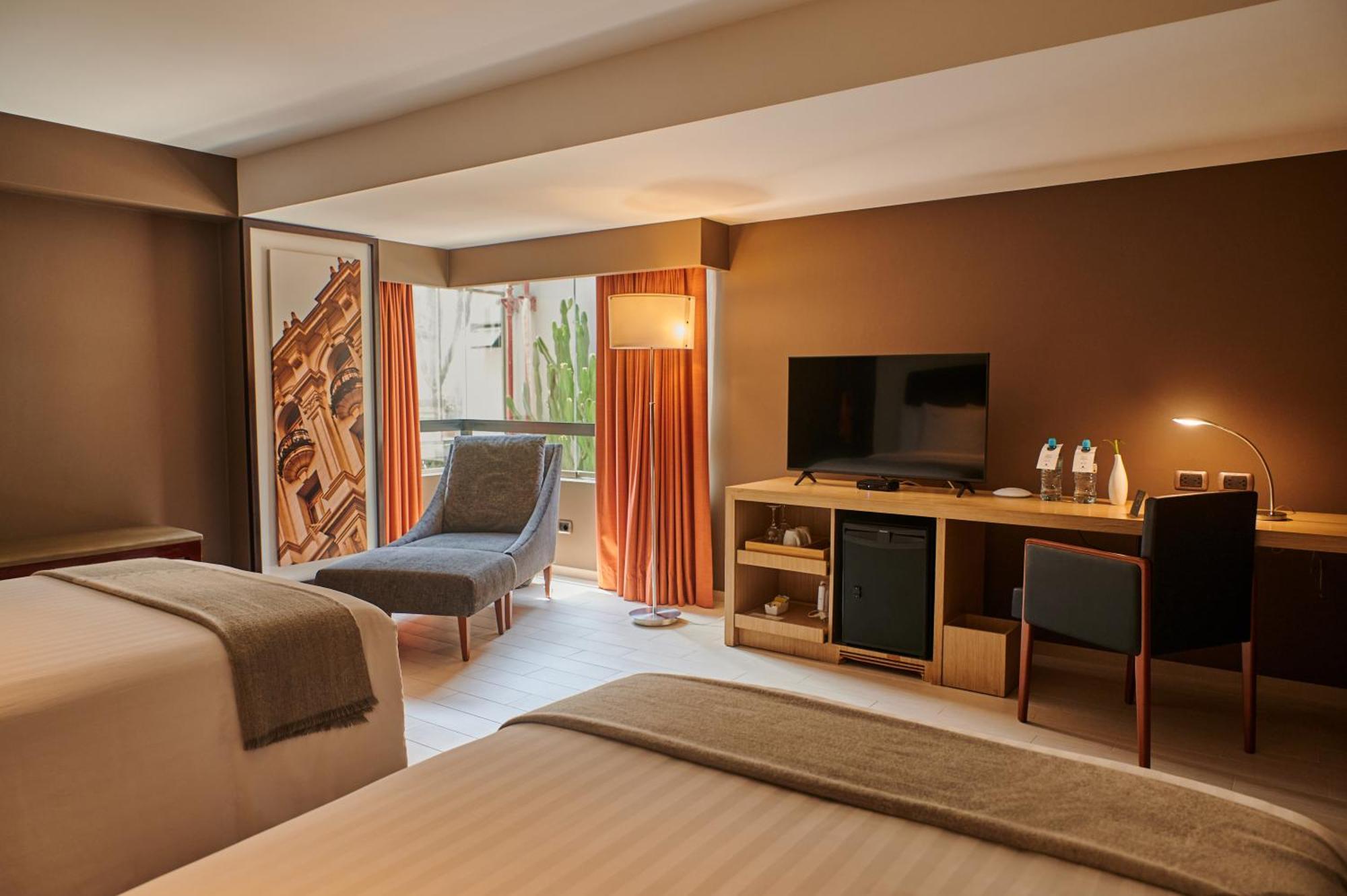 Casa Andina Premium Golf Los Incas Лима Екстериор снимка