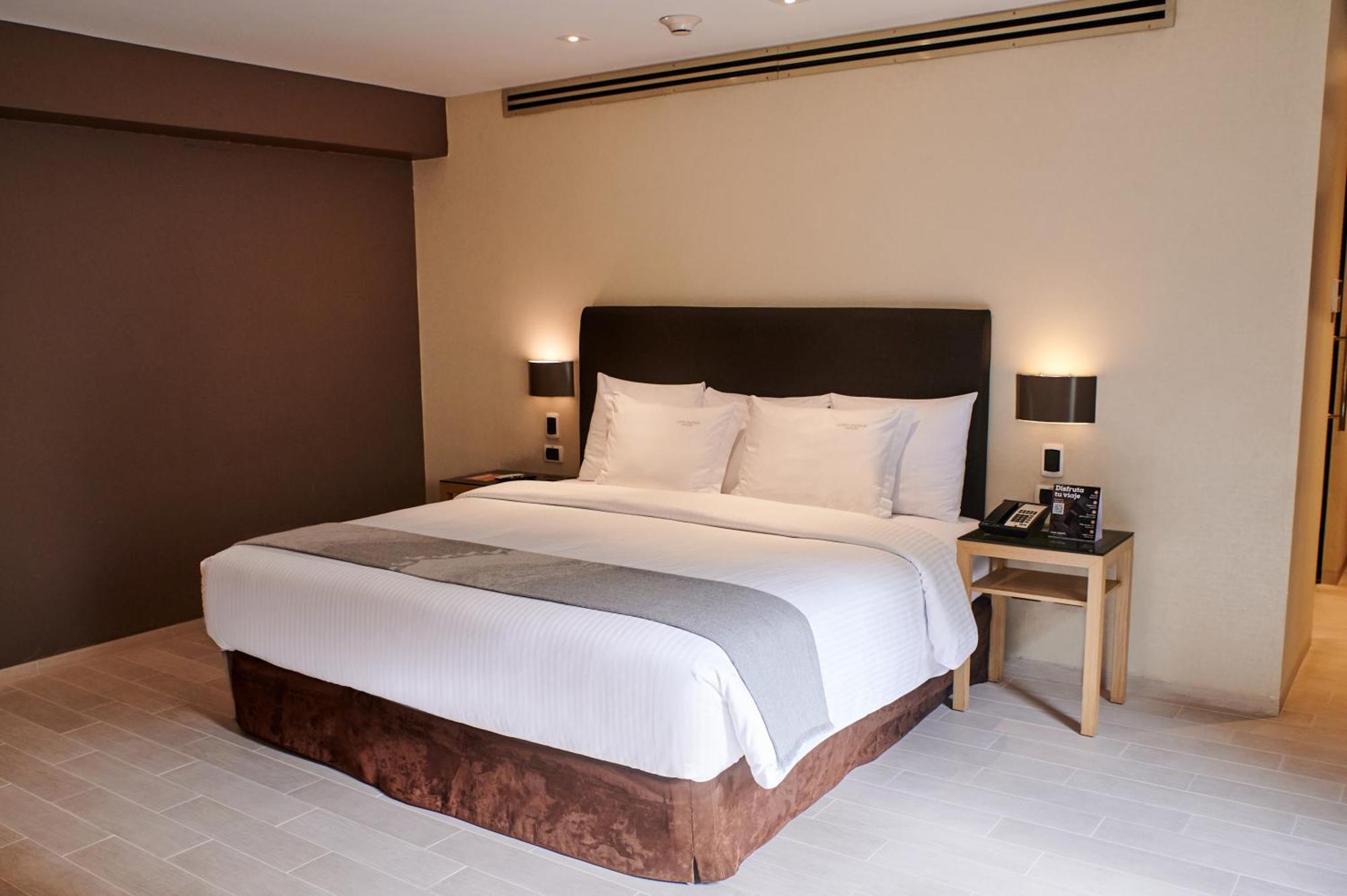 Casa Andina Premium Golf Los Incas Лима Екстериор снимка