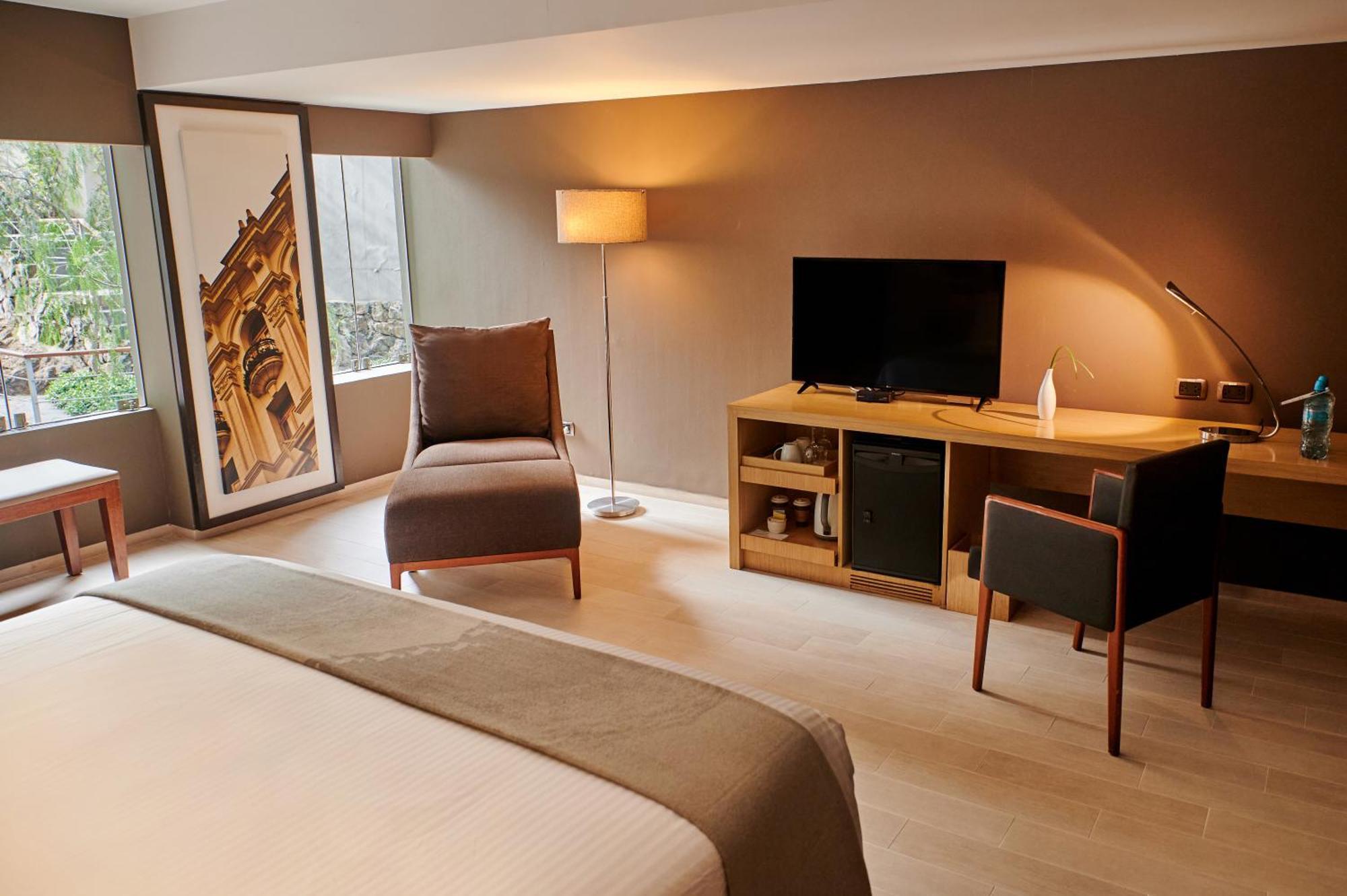 Casa Andina Premium Golf Los Incas Лима Екстериор снимка