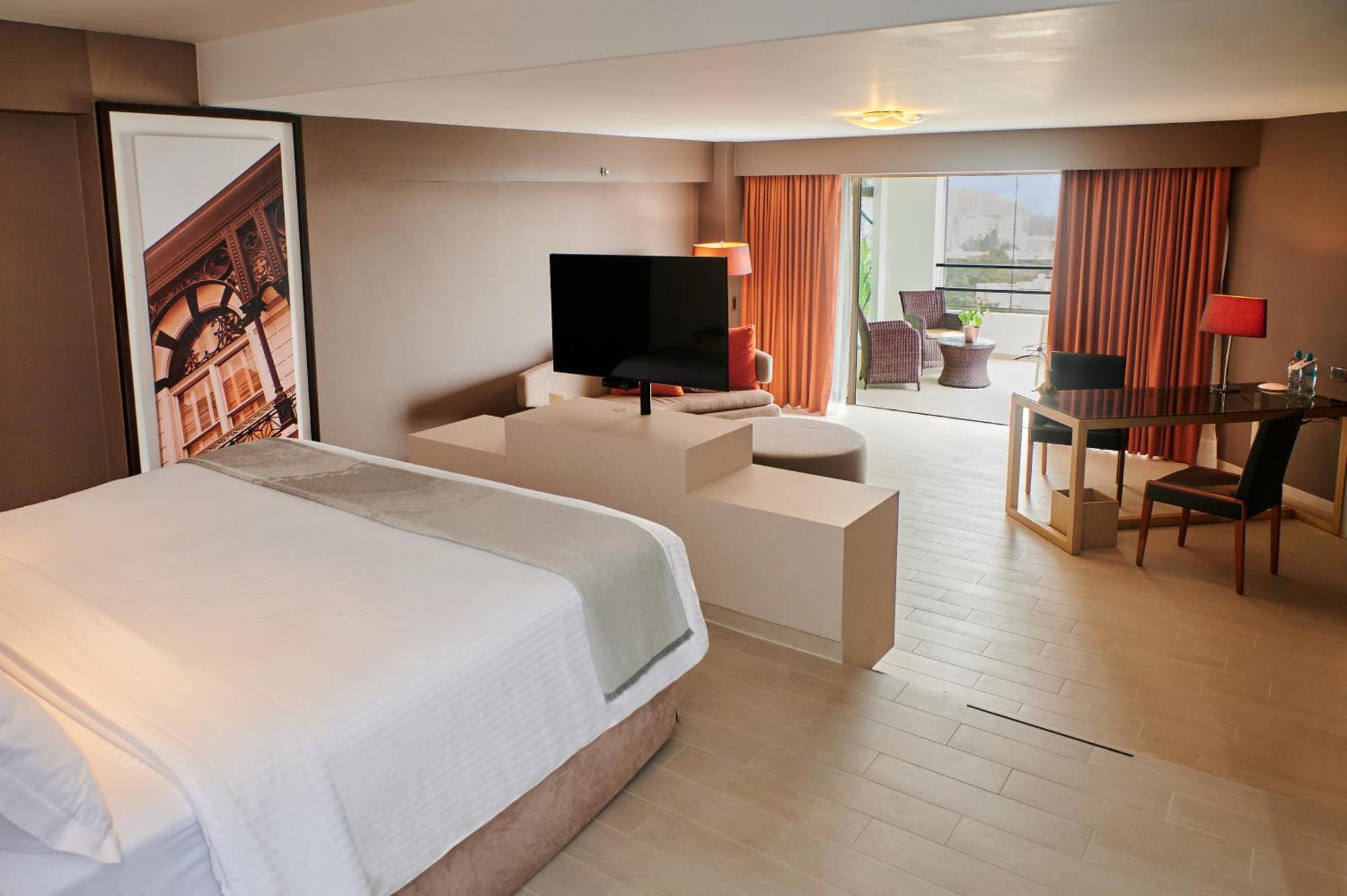 Casa Andina Premium Golf Los Incas Лима Екстериор снимка