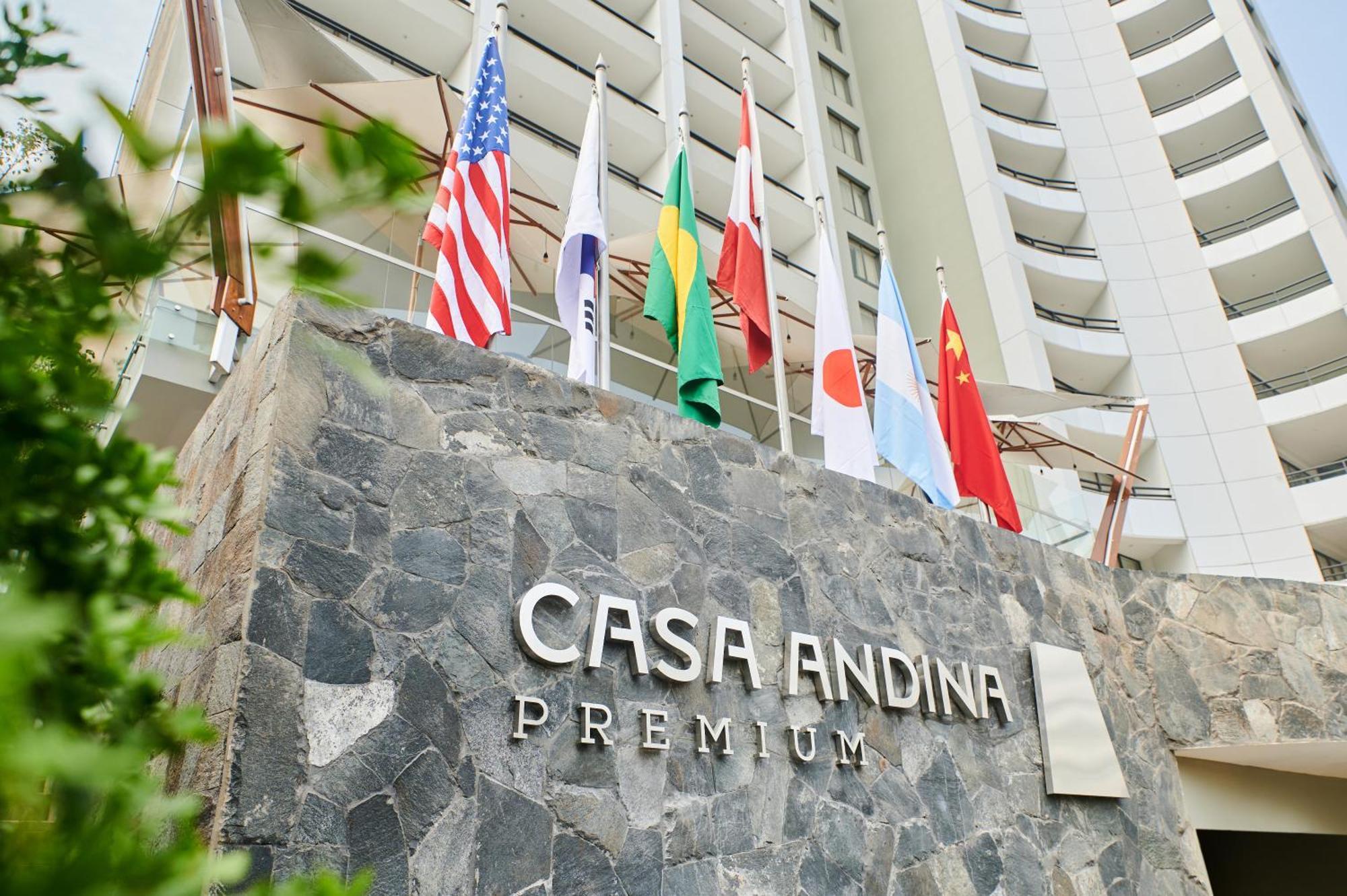 Casa Andina Premium Golf Los Incas Лима Екстериор снимка