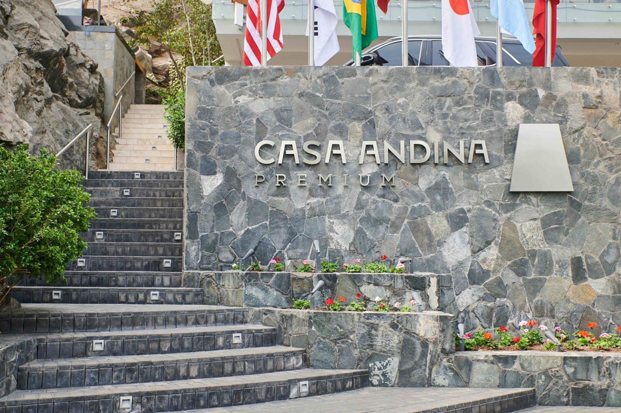 Casa Andina Premium Golf Los Incas Лима Екстериор снимка