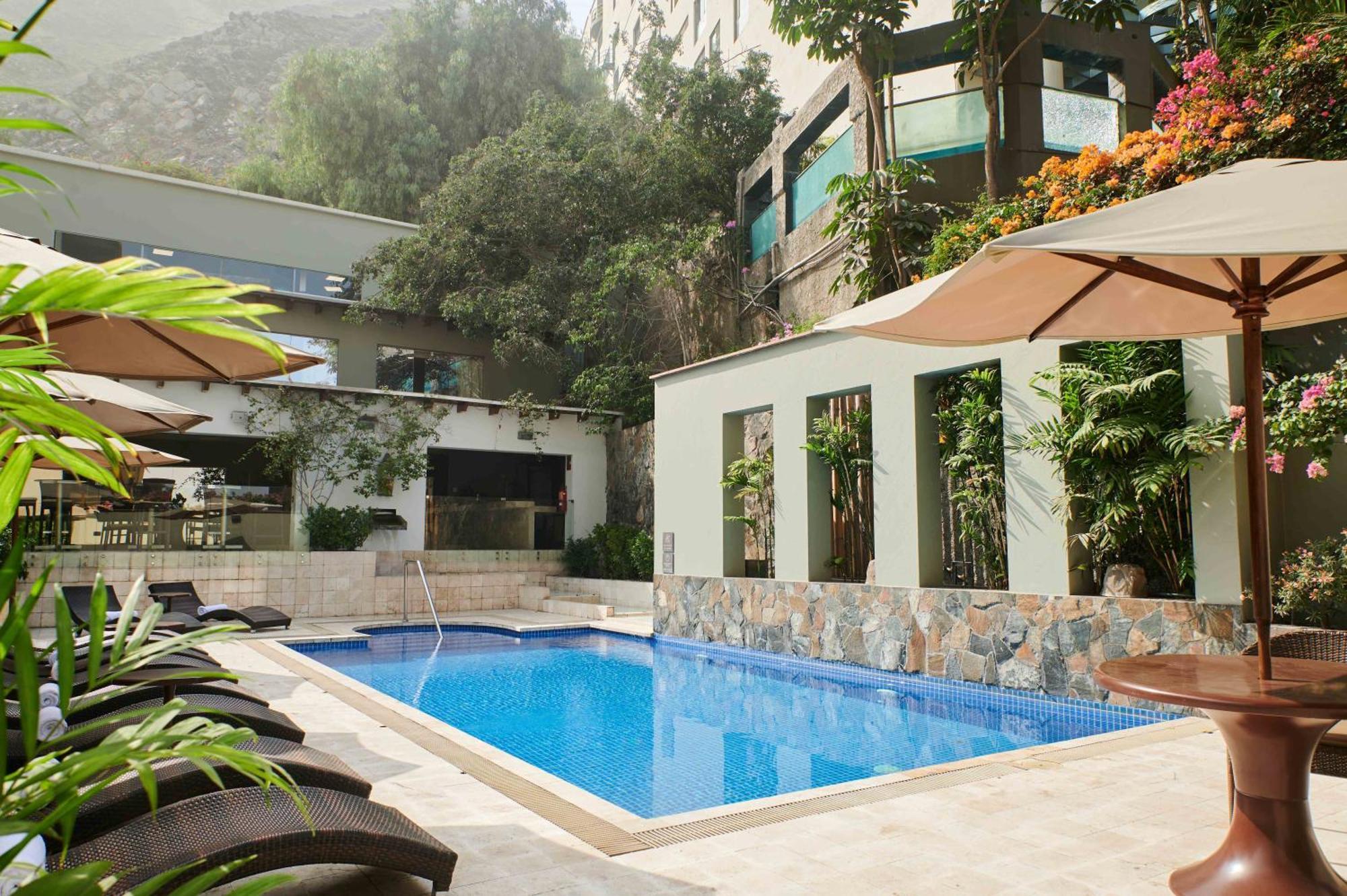 Casa Andina Premium Golf Los Incas Лима Екстериор снимка