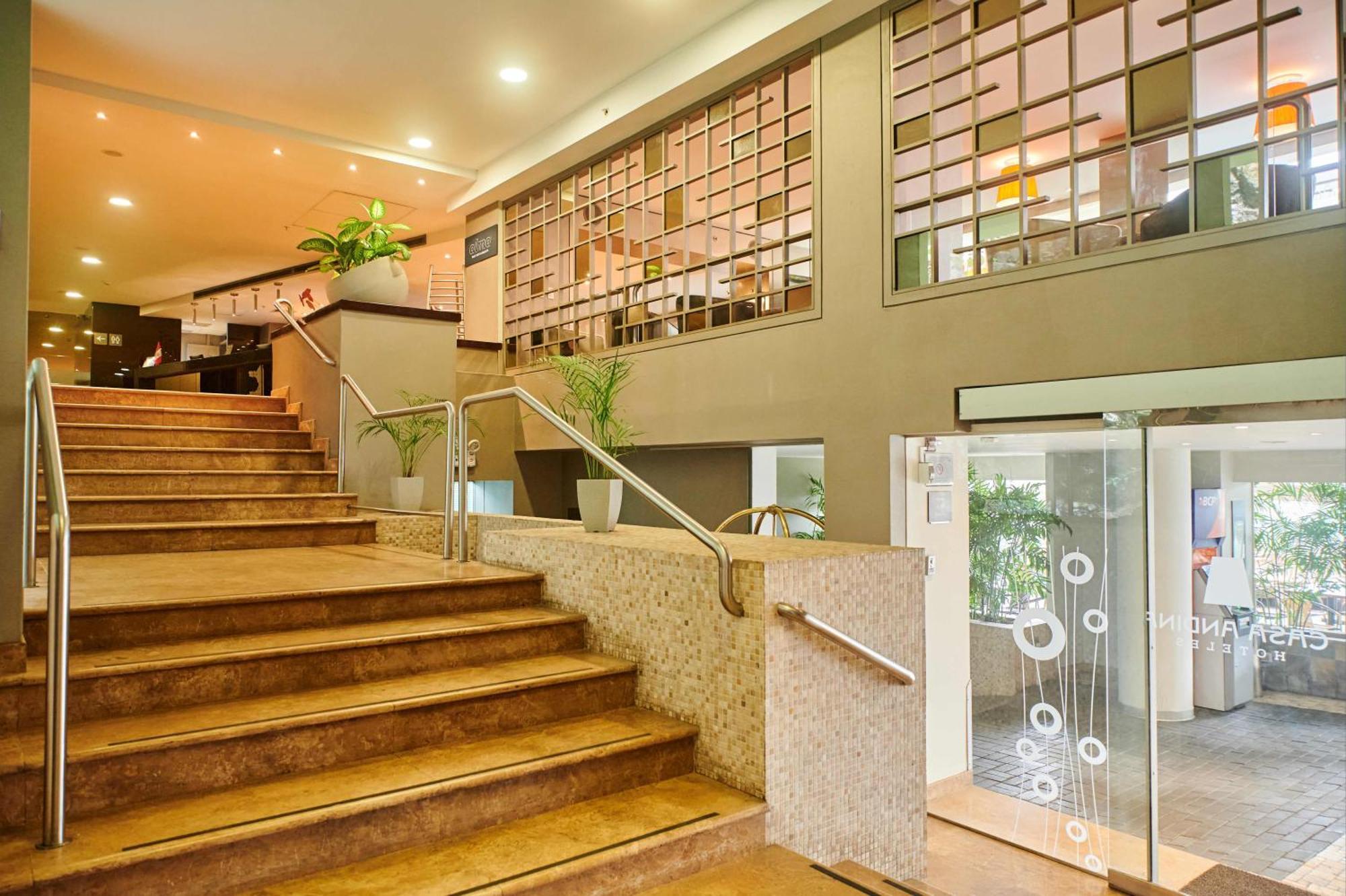 Casa Andina Premium Golf Los Incas Лима Екстериор снимка