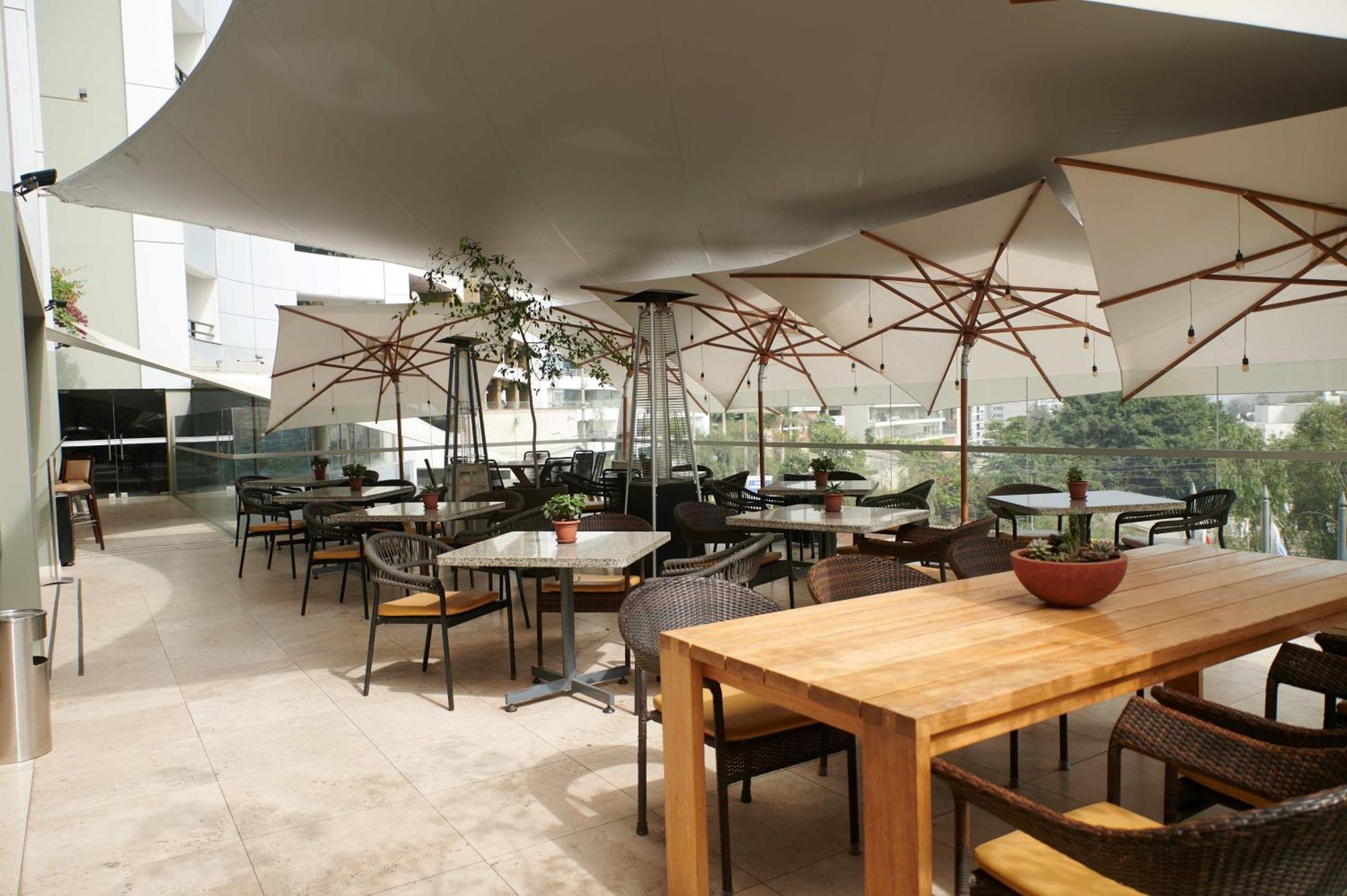 Casa Andina Premium Golf Los Incas Лима Екстериор снимка